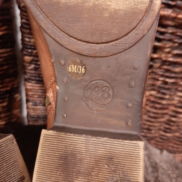 Lucky Brand Basel Leather Ankle Booties Toffee Brown Women's 6M Zippers Boots - Picture 10 of 12